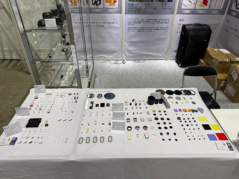 激埃特光學(xué)展品